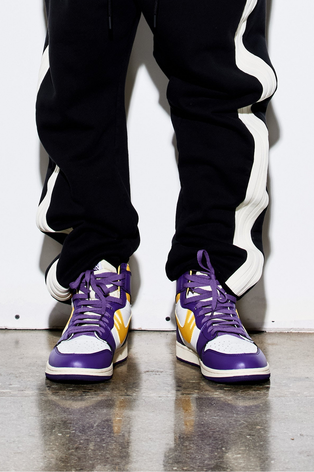 McDowells Air Pro Sport 1 – White/Purple/Gold