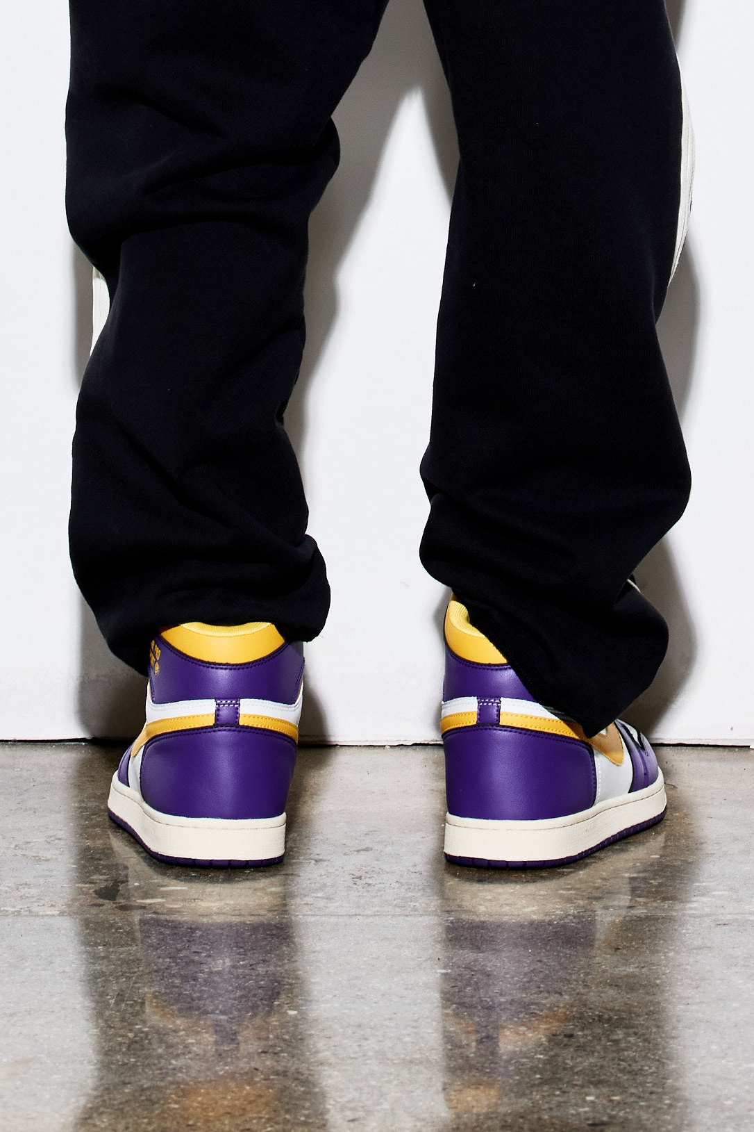 McDowells Air Pro Sport 1 – White/Purple/Gold