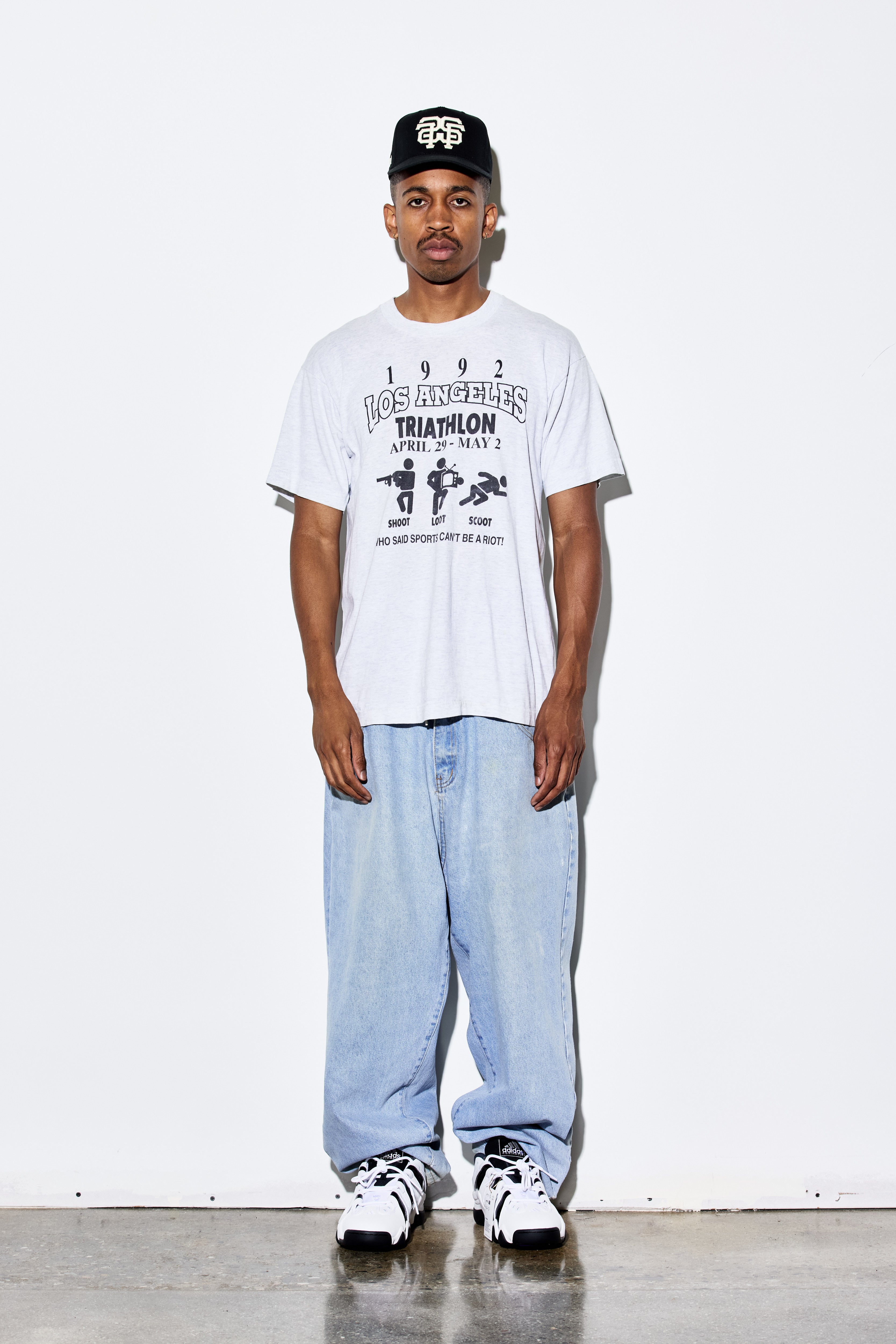 Baggy Blue Butter Co Jeans – Light Wash Denim, Size 36