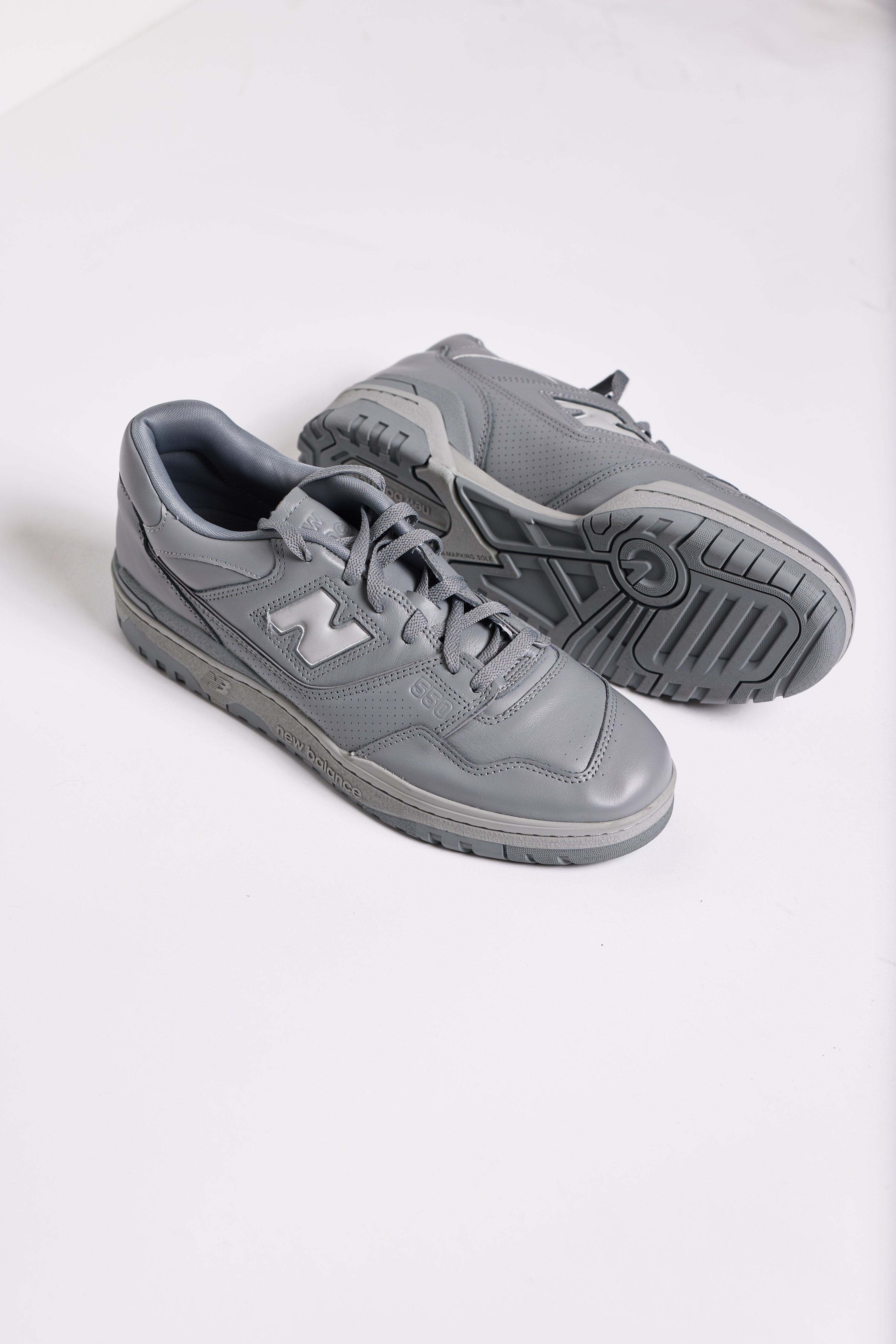 New Balance 550 Concrete Size 13